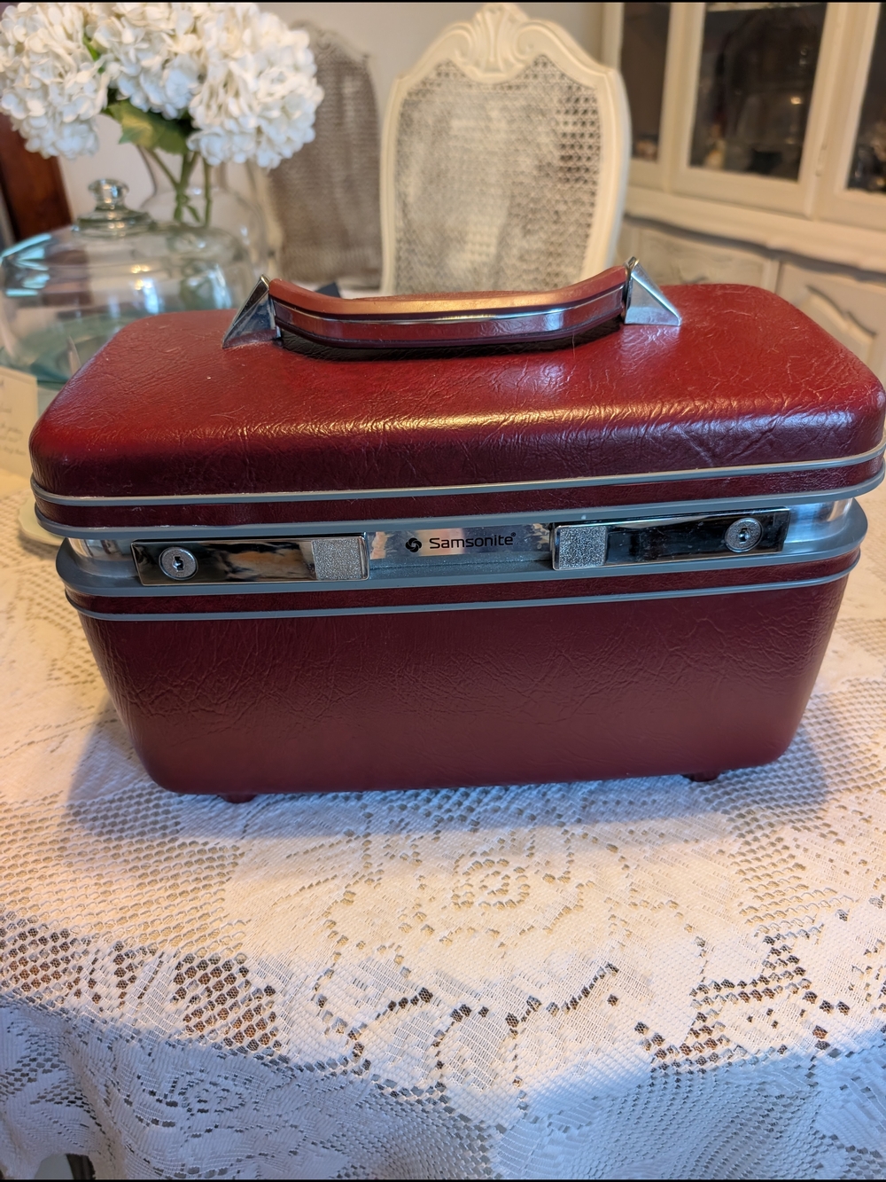 Samsonite Burgundy Vintage Train Case